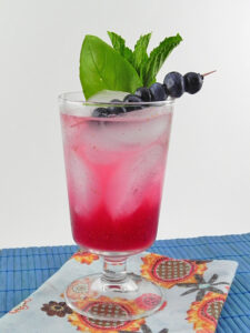 Blueberry Lemonade Cocktail